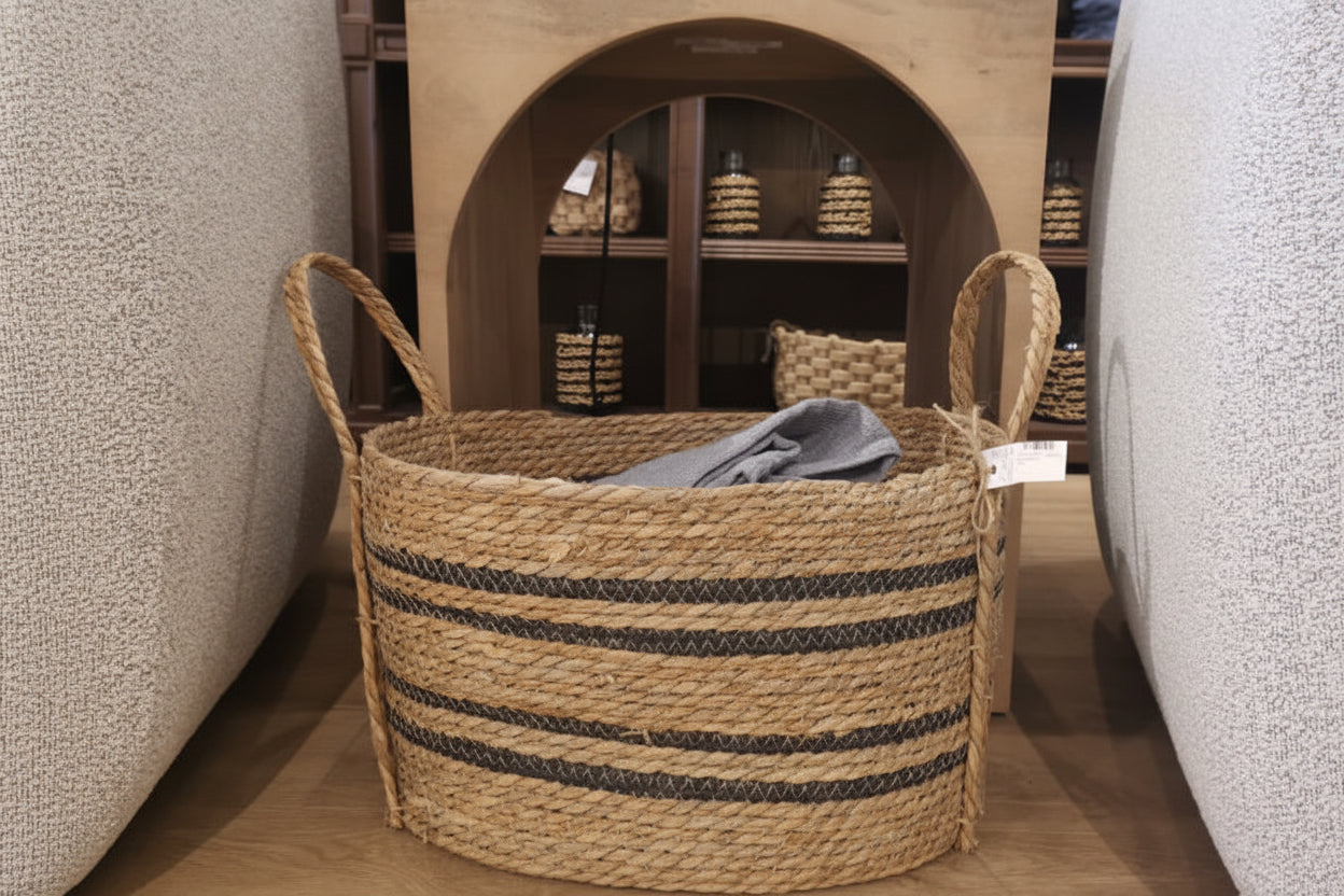 Wicker Basket with Handles lg #64