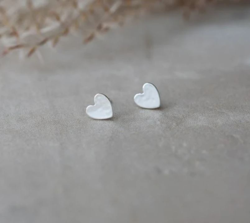 Amado Studs