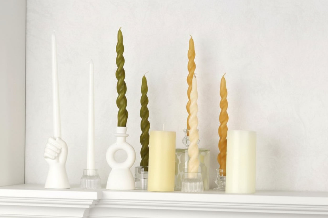 RIBBED GLASS TEALIGHT HOLDER