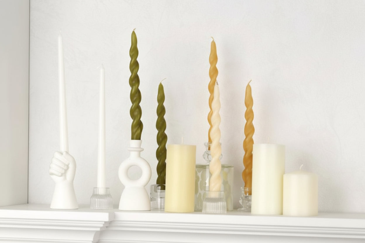 RIBBED GLASS VOLIVE HOLDER