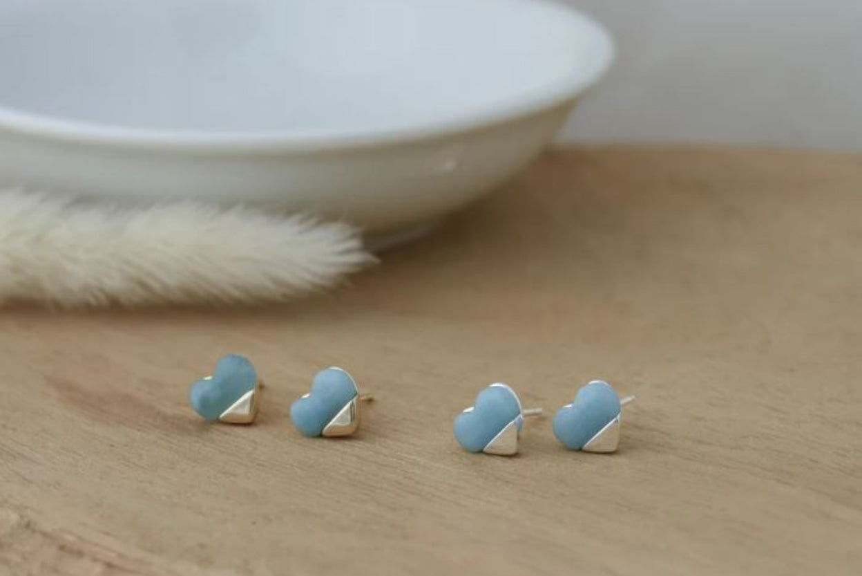 FULL HEART STUDS EARRINGS