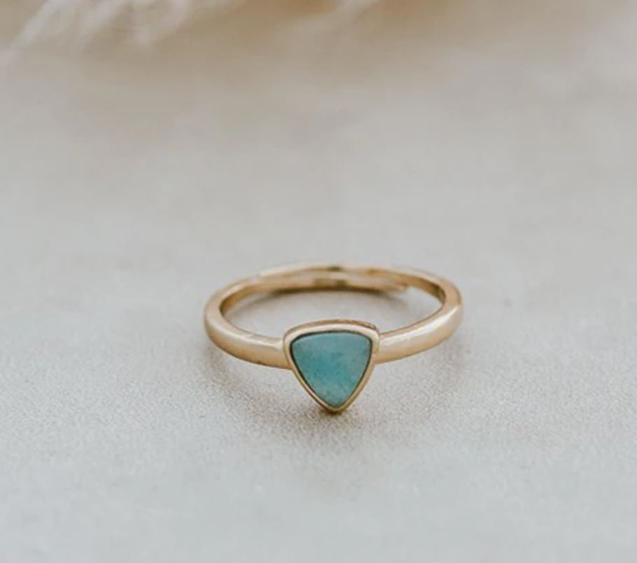 Mae Ring