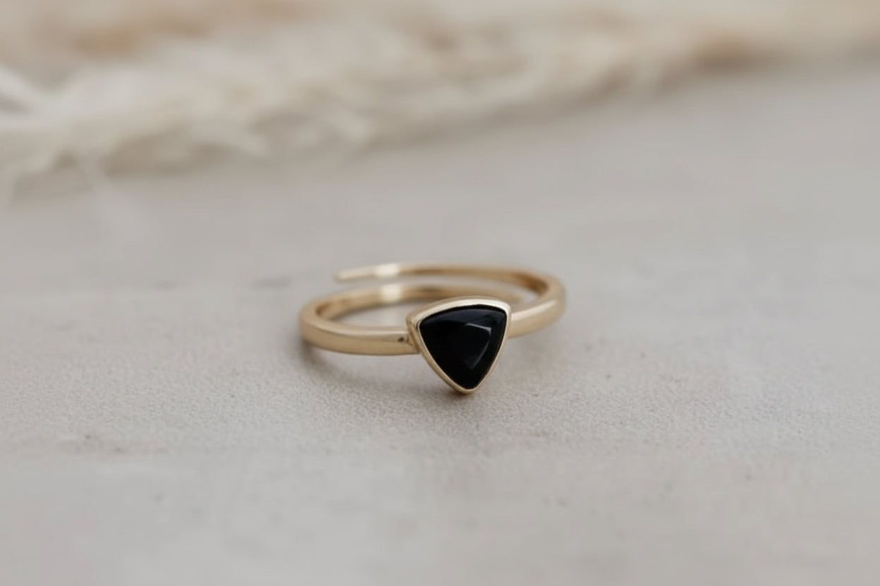 Mae Ring