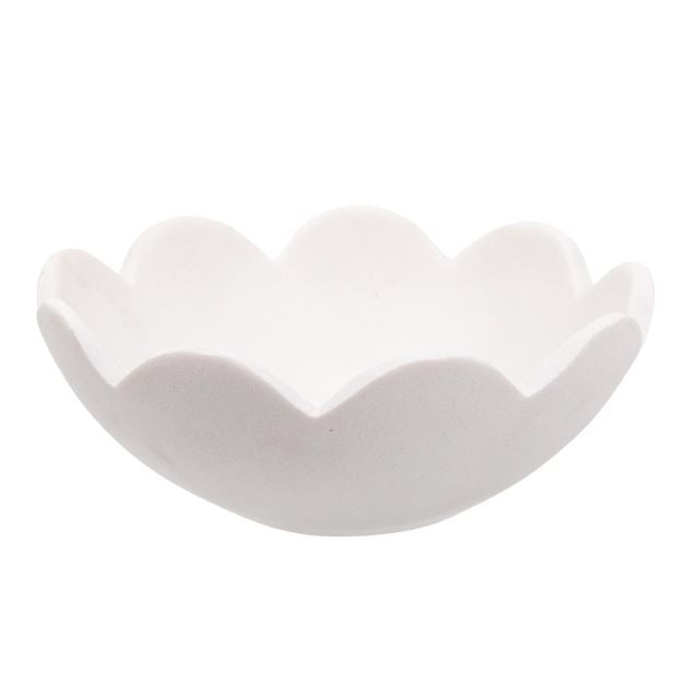 WHITE BOWL WITH SCALLOP EDGE