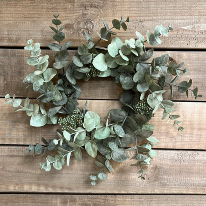 SAGE GREEN SEEDED EUCALYPTUS WREATH