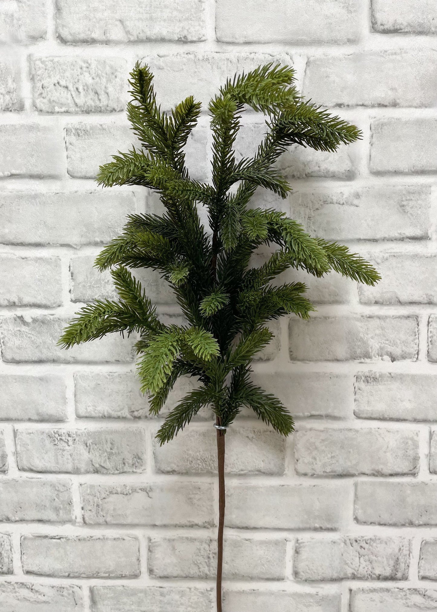 31.5" FRESH TOUCH SPRUCE SPRAY
