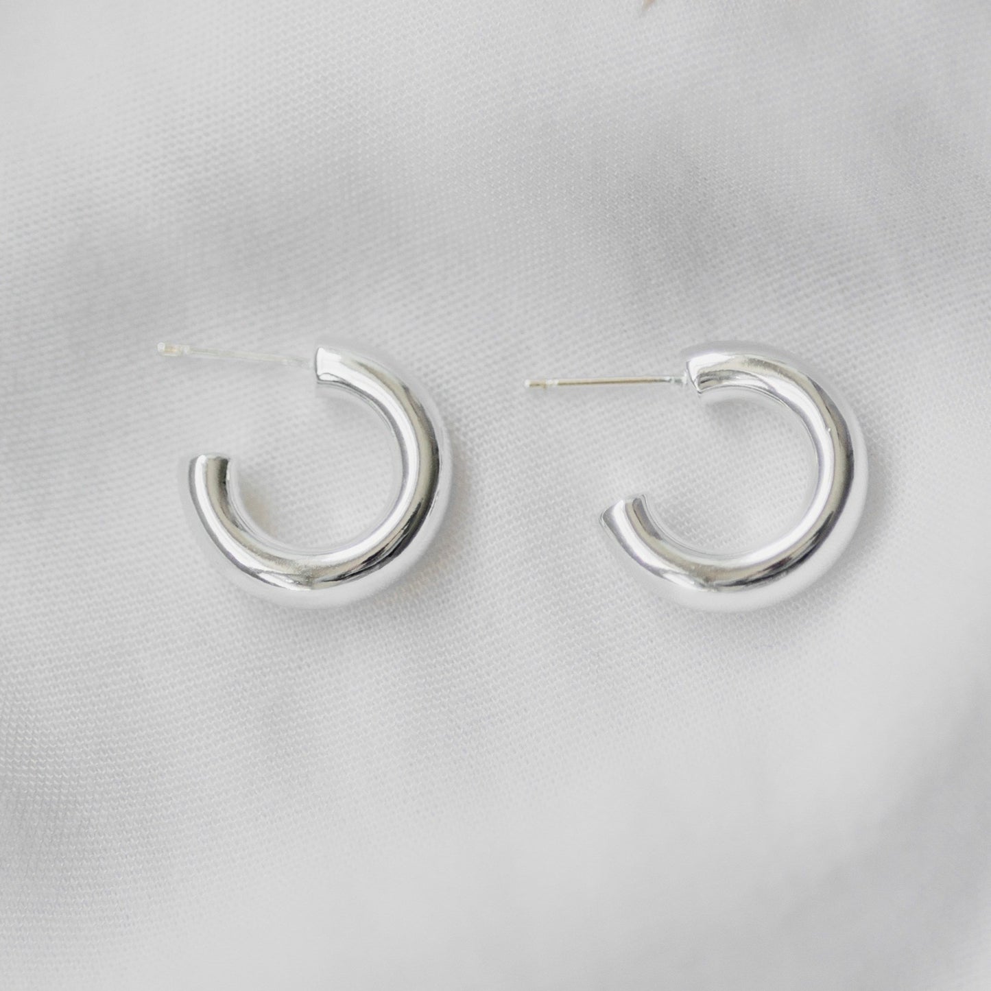 Ample Hoops