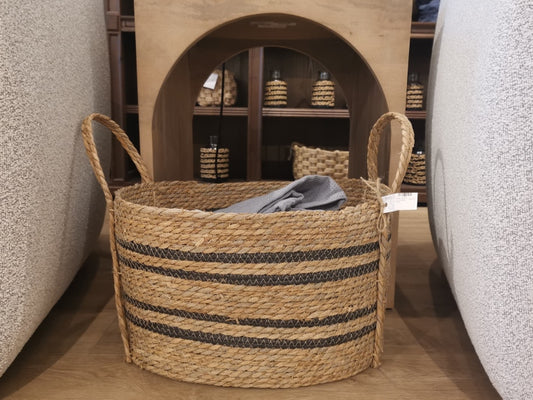 Wicker Basket with Handles lg #64