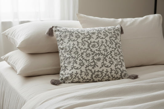 18" X 18" Cotton Printed Cushion Cover