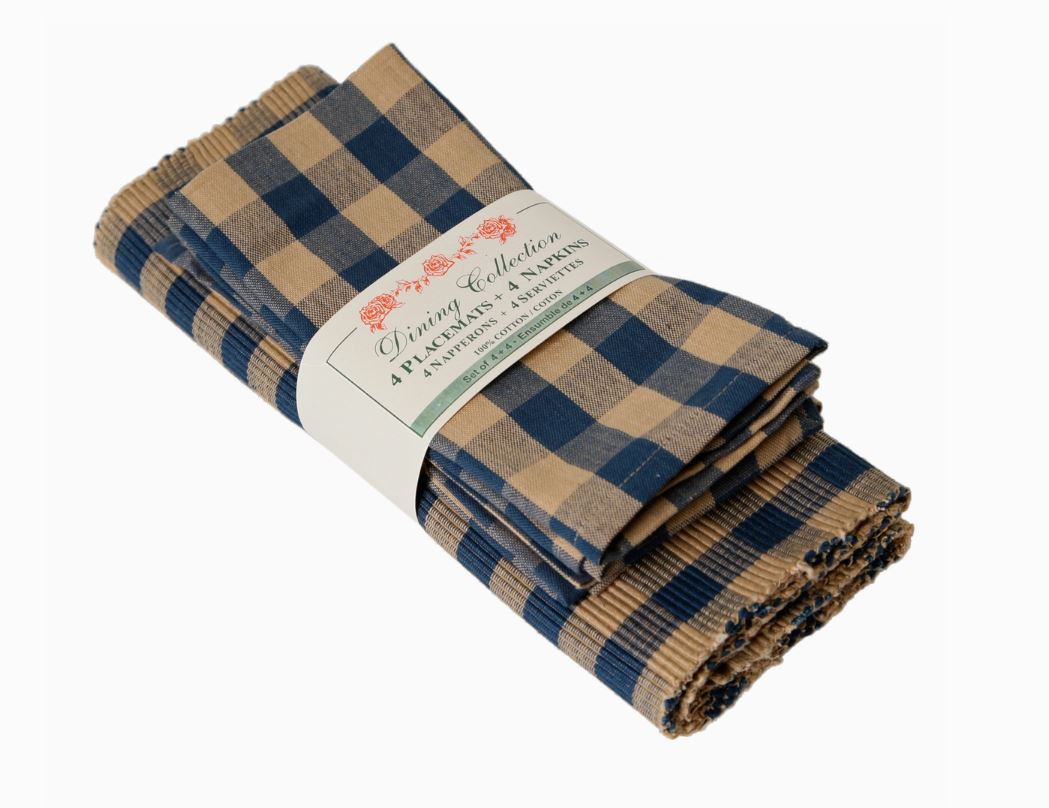4 PIECE NAPKIN AND PLACEMAT SET