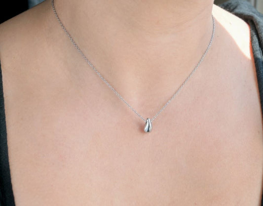 Tear Drop Pendant Necklace - Dainty Droplet Necklace